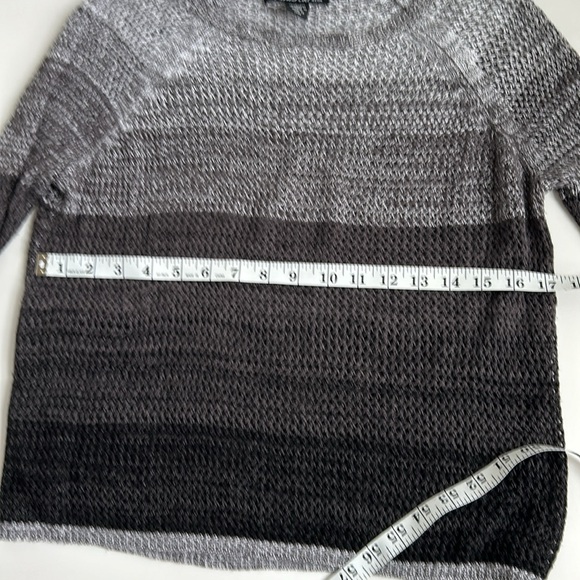 Kenneth Cole Vintage Rayon Sheer Black/Grey Sweater EUC W/Jeans/skirt/slacks - Picture 11 of 12